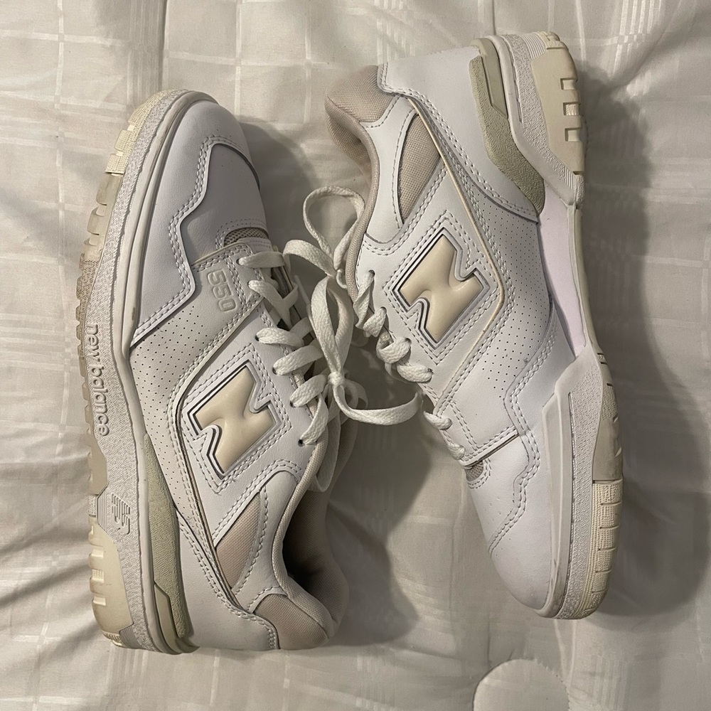 New Balance 550, white and oatmeal, size 8